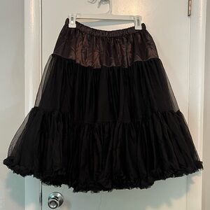 Petticoat: size 8/10